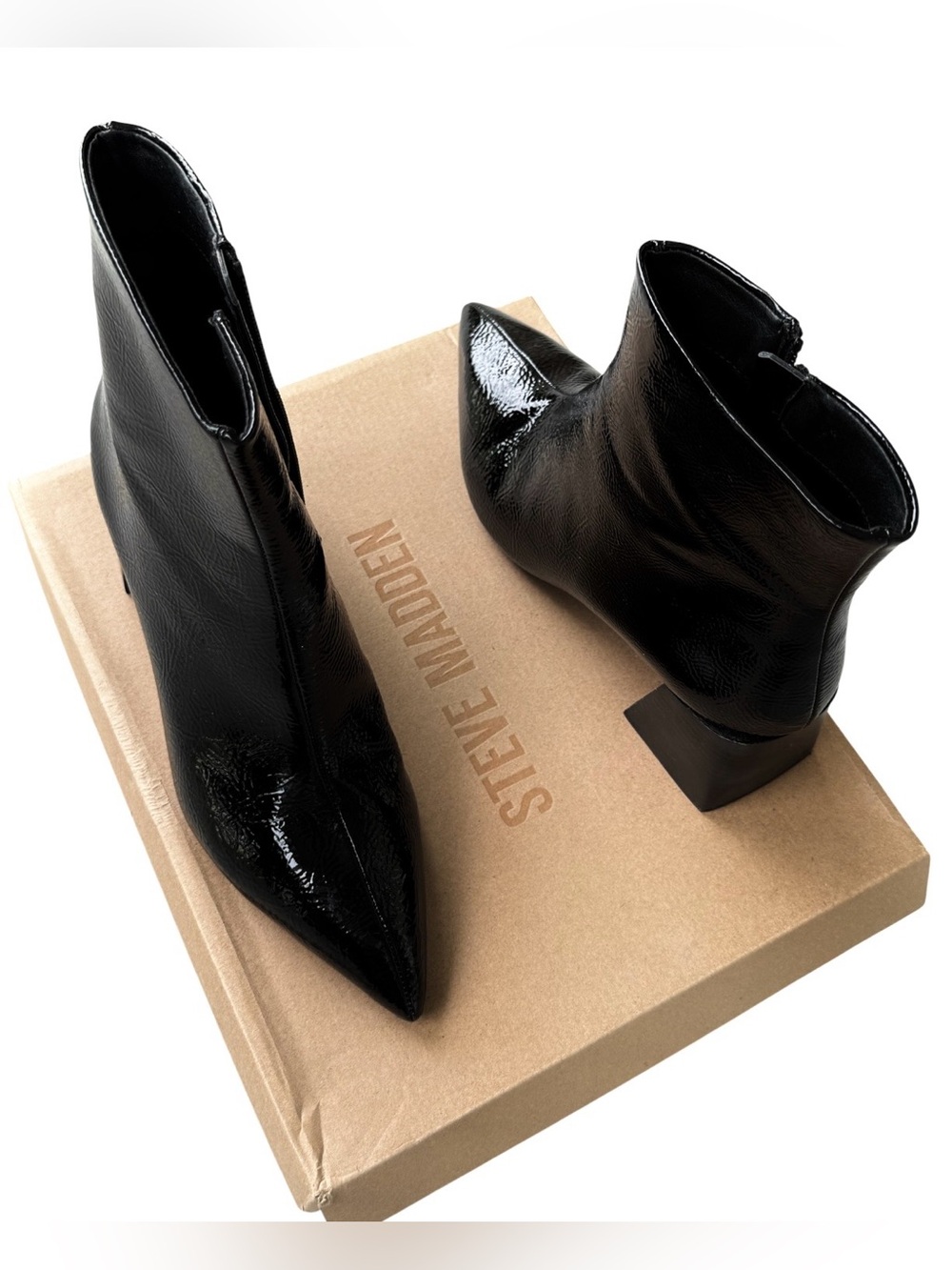 NWT Steve Madden Elaria Black Patent Block Heel Pointed Toe  Boots size 8.5